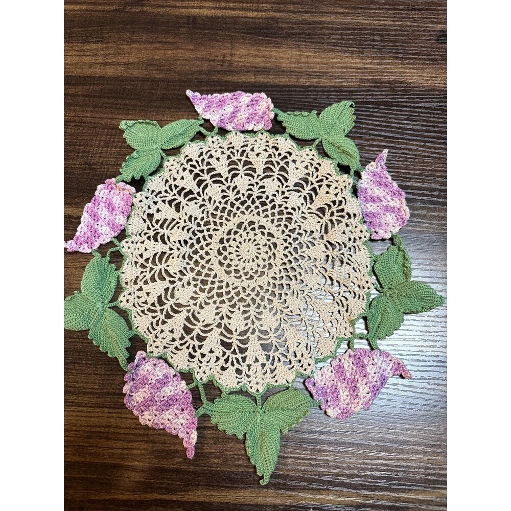 Vintage Hand Crocheted Doily Raised Grapes with Green Leaves Approx 11”